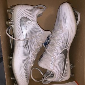 Nike Vapor Untouchable Pro Football Cleats